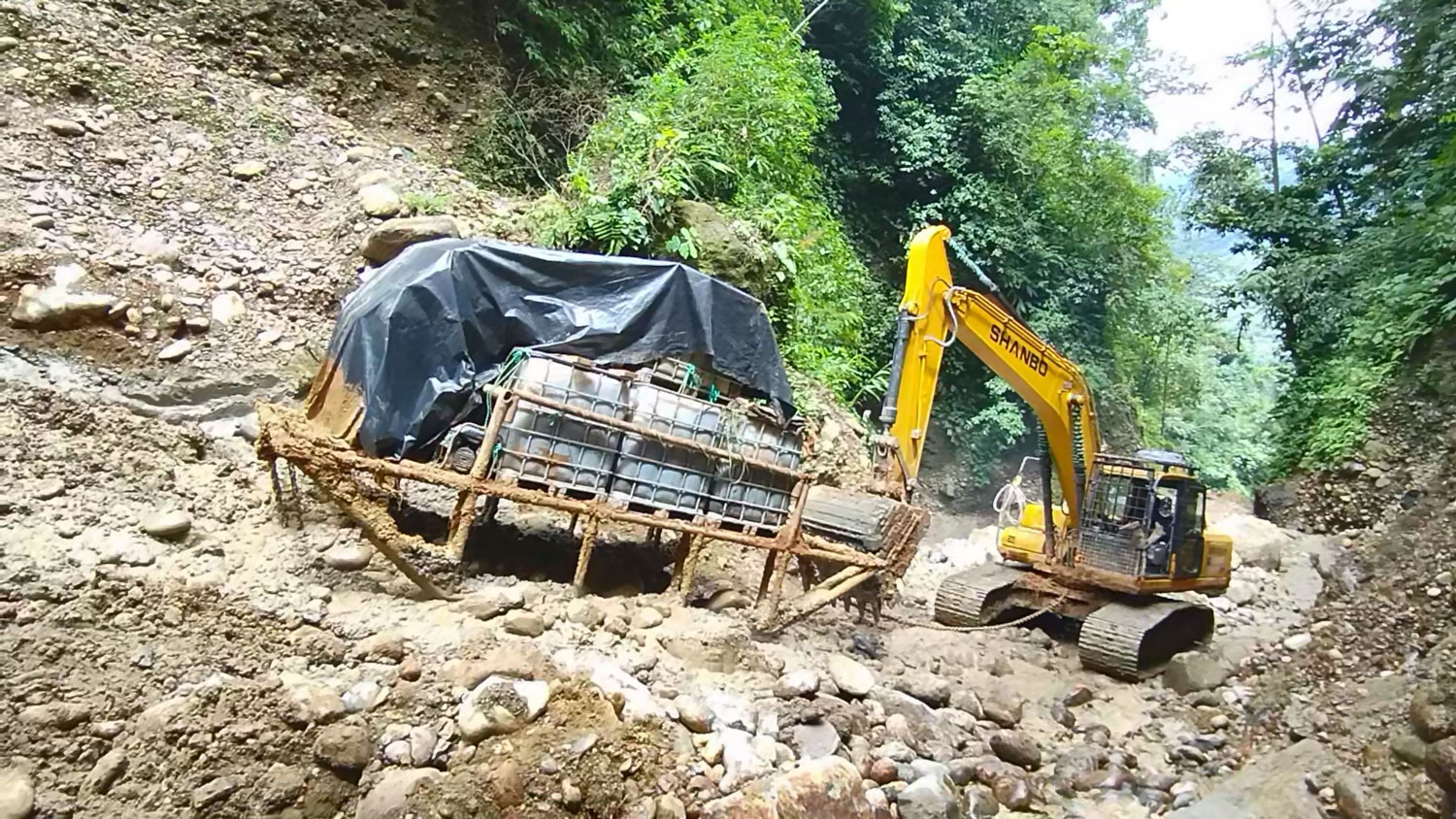 Excavateur de 24 tonnes