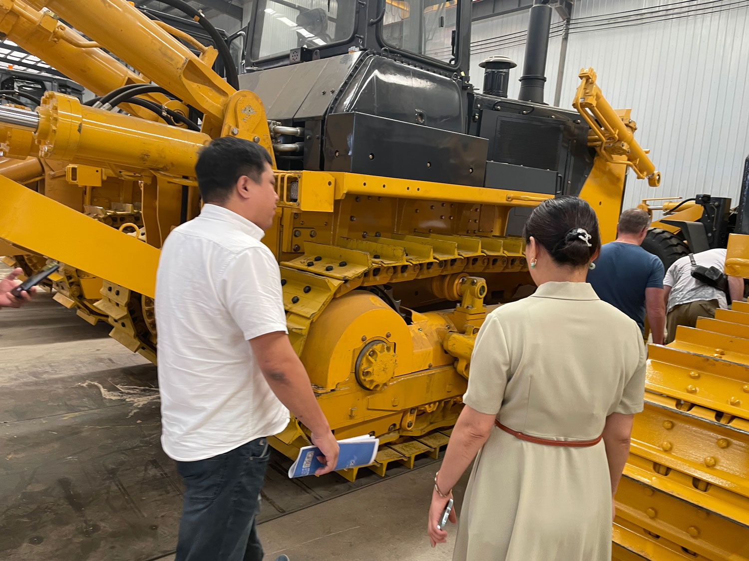 Usines de bulldozers en Chine