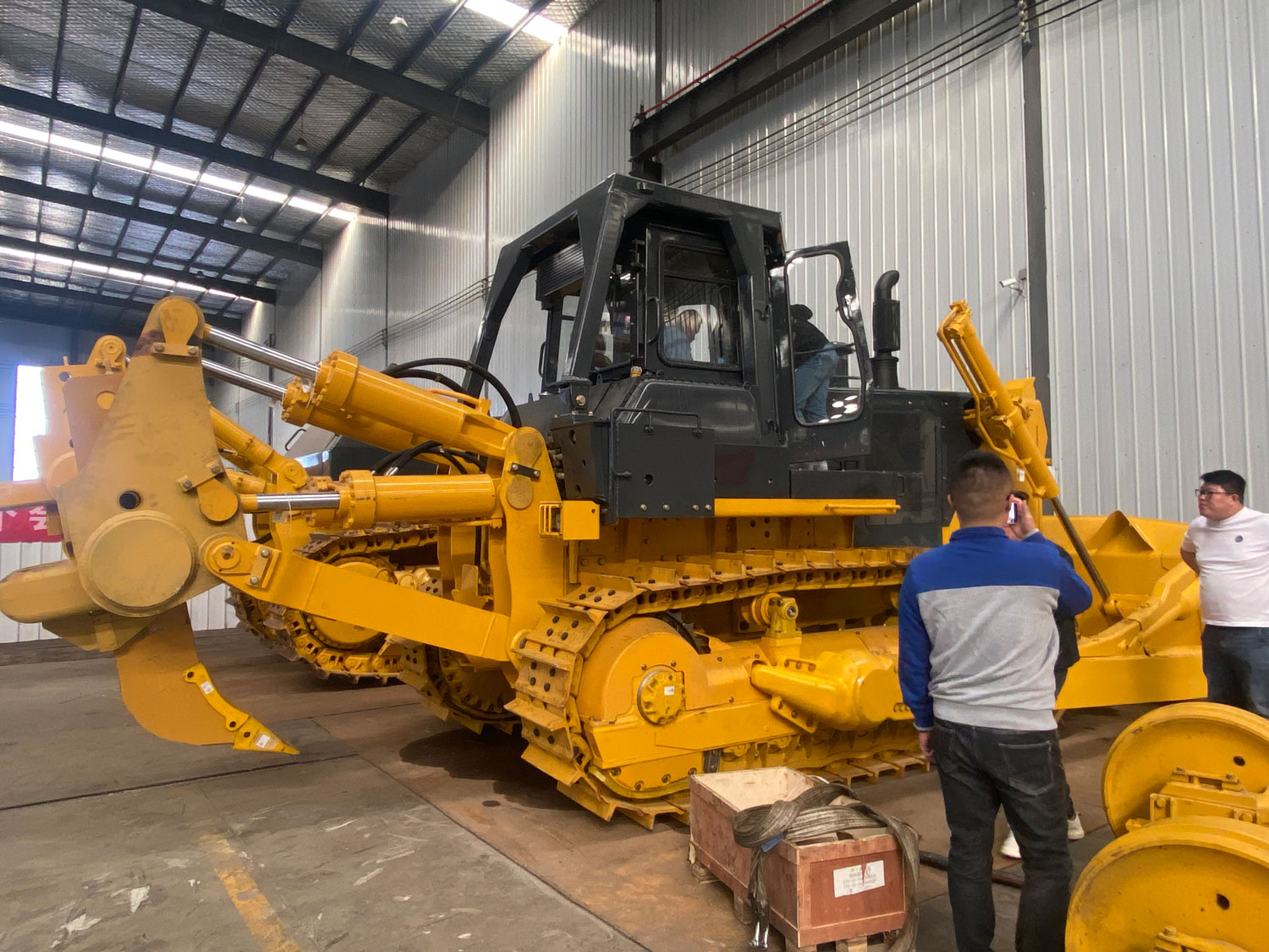 Usines de bulldozers en Chine